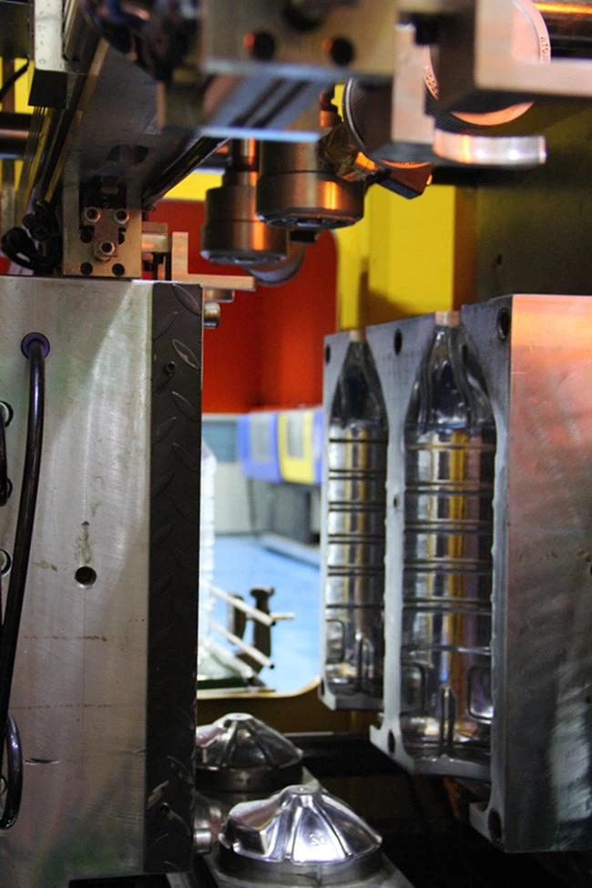 چائے مشروبات کی بوتل اڑانے والا سانچہ